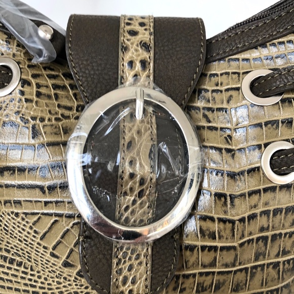 M.C. Marc Chantal Snakeskin Design Olive bag NWT - Picture 3 of 13